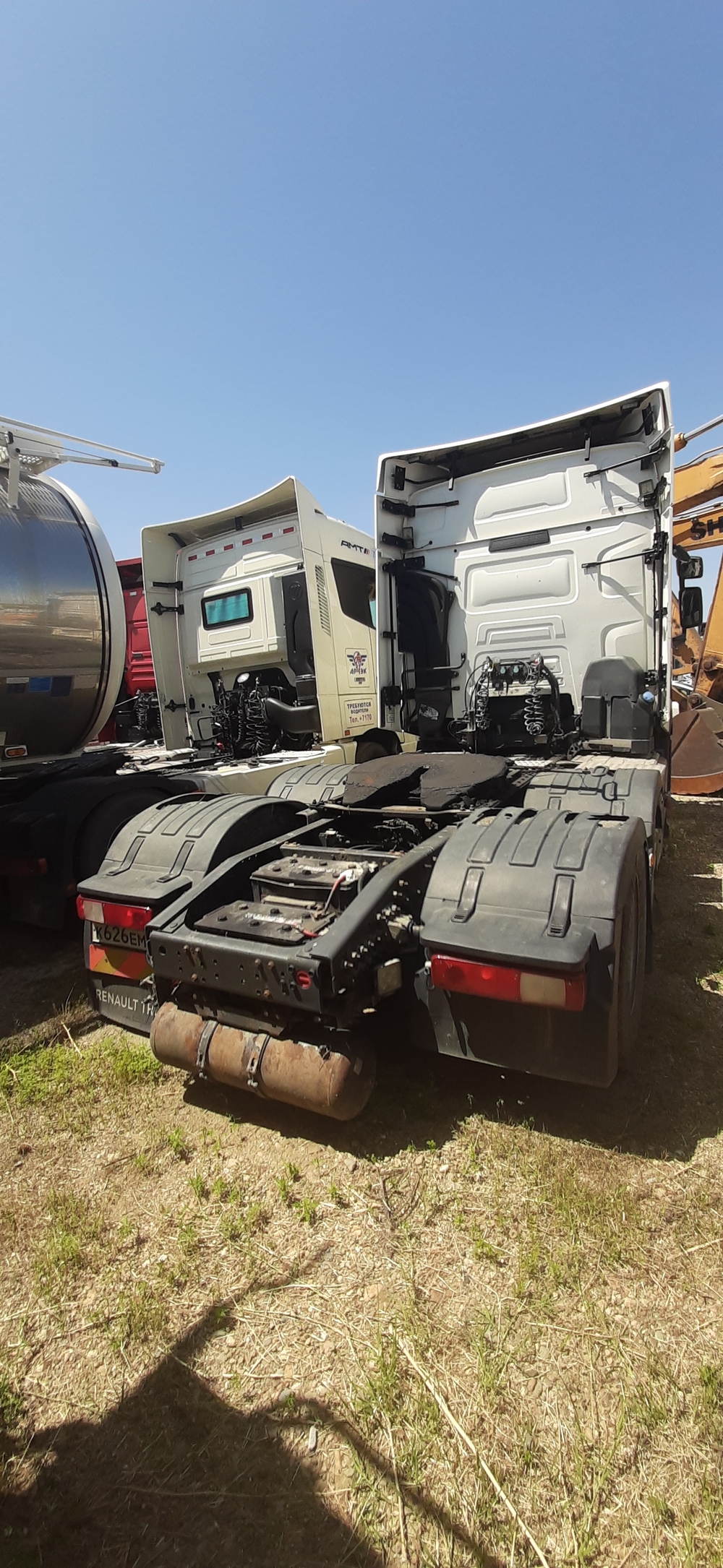 Renault T 6x2 Седельный тягач T11.460 6x2 (Дизельный, 10,8 л, 469 л.с., АТ)