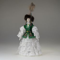 Сувенирная кукла в казахском костюме