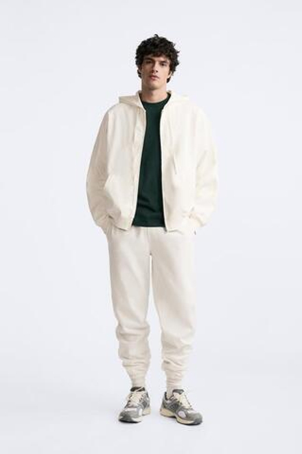 ZARA ДЖОГГЕРЫ ИЗ ПЛОТНОЙ ТКАНИ, ЖЕЛТОВАТО-БЕЛЫЙ