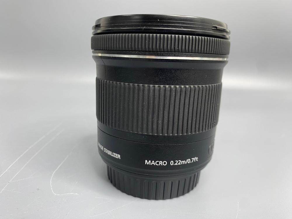 Canon EF-S 10-18mm 4.5-5.6 IS STM Маленькие сколы