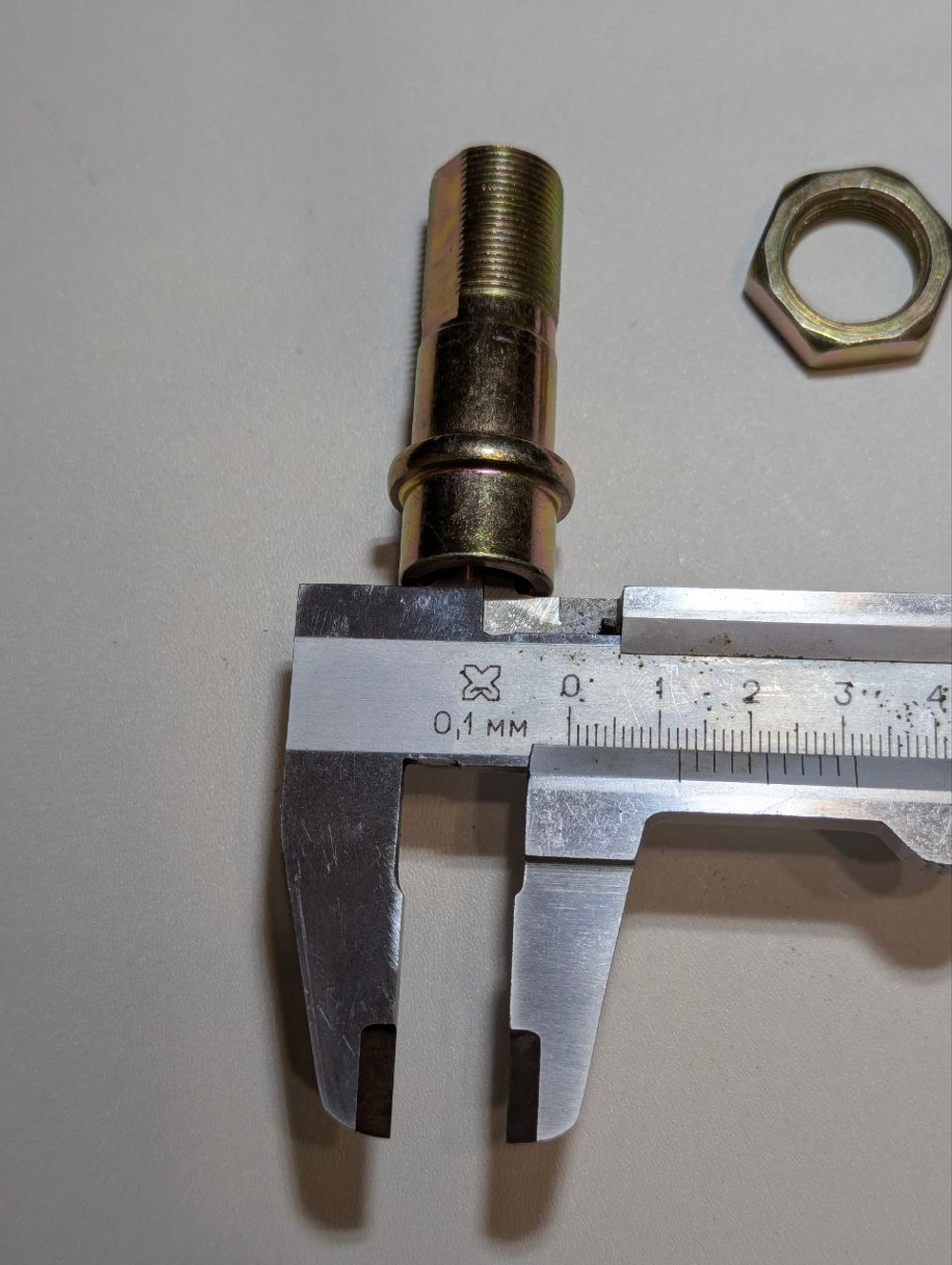 Втулка заднего колеса для мопеда Альфа 55 мм с гайкой комплект для замены, прочная резьба, ремонт и тюнинг мопеда