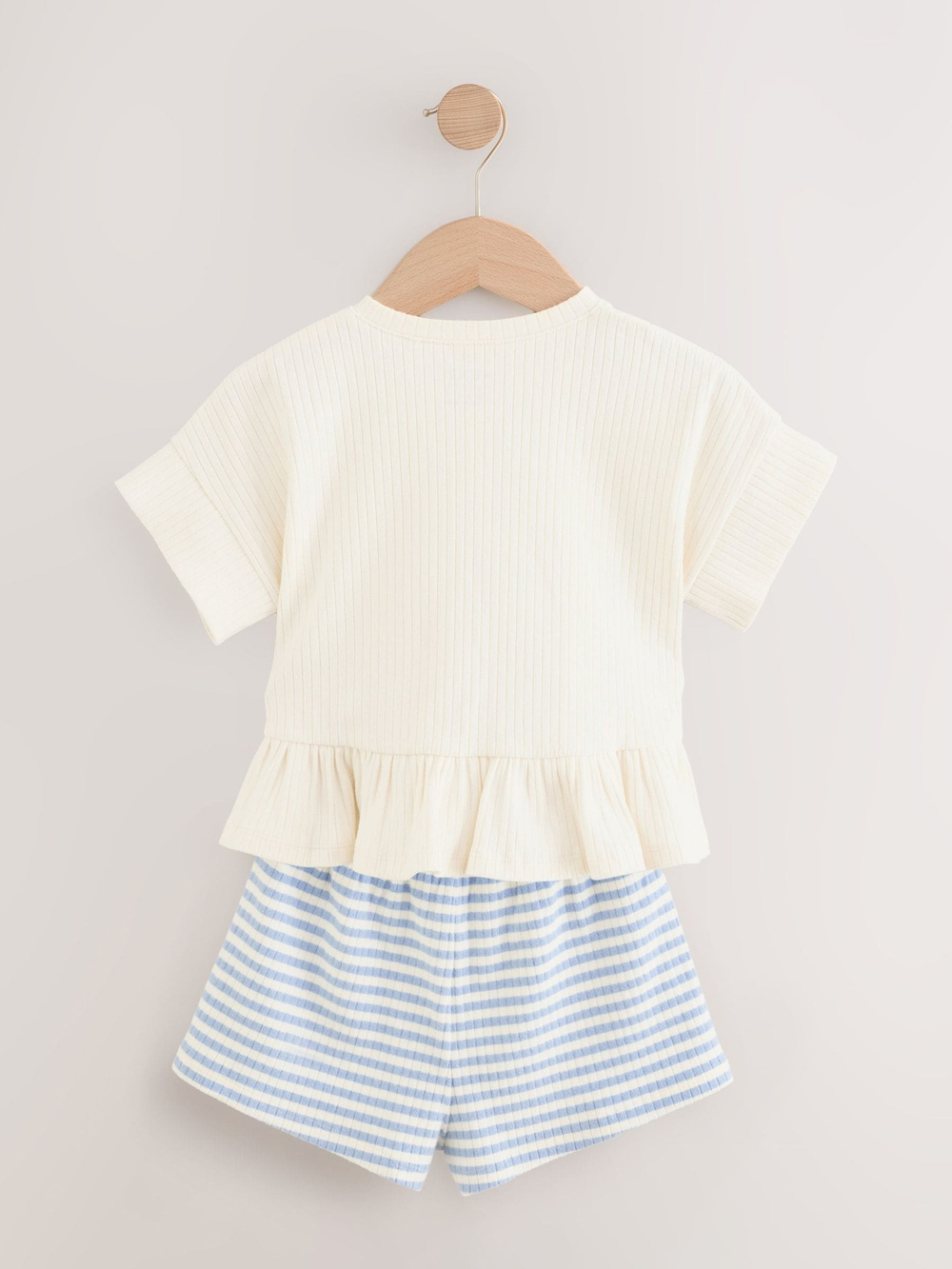 Футболка и шорты в комплекте для девочки Next E65-370, 2 шт., Молочный, Розовый, Голубой