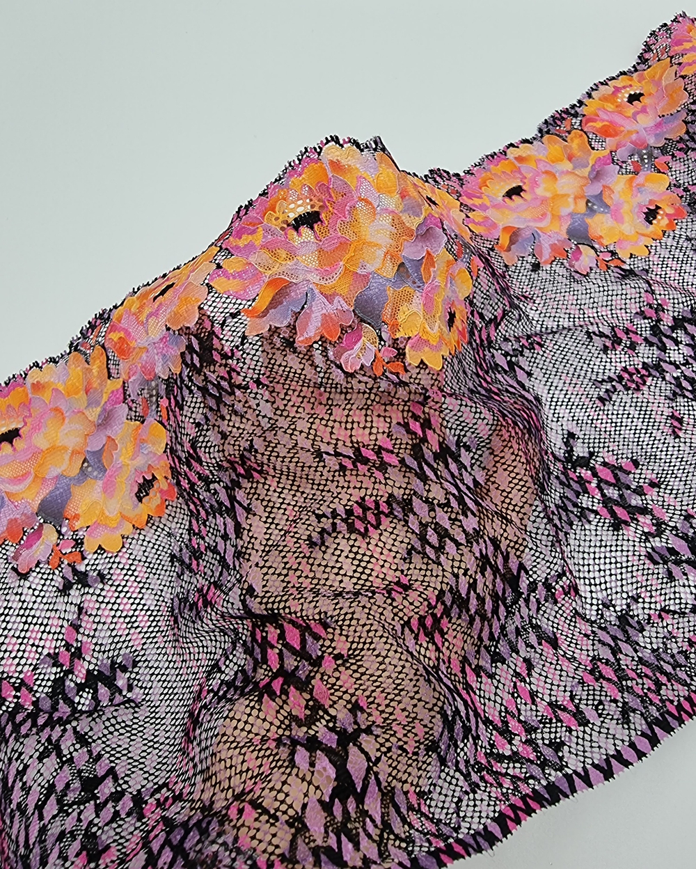 Кружево эластичное фиолетовый/мультиколор К635