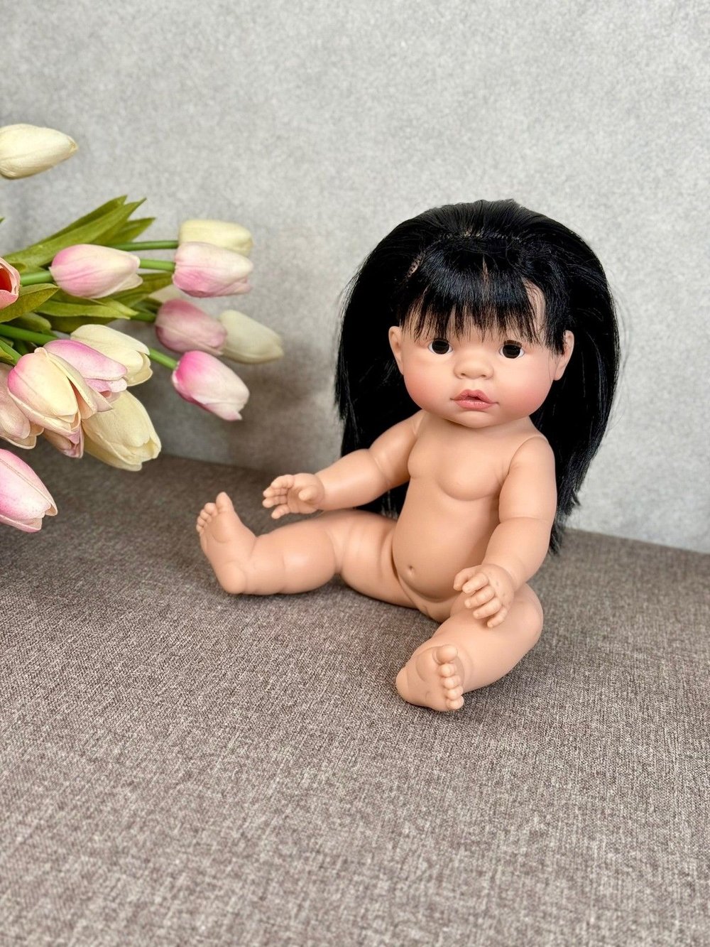 Кукла Nines виниловая 37см JOY в пакете (3020K)