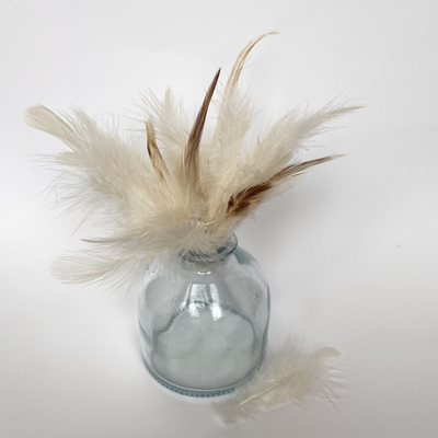 Перья петуха бело-коричневые двухцветные 2 сорт 20 шт.