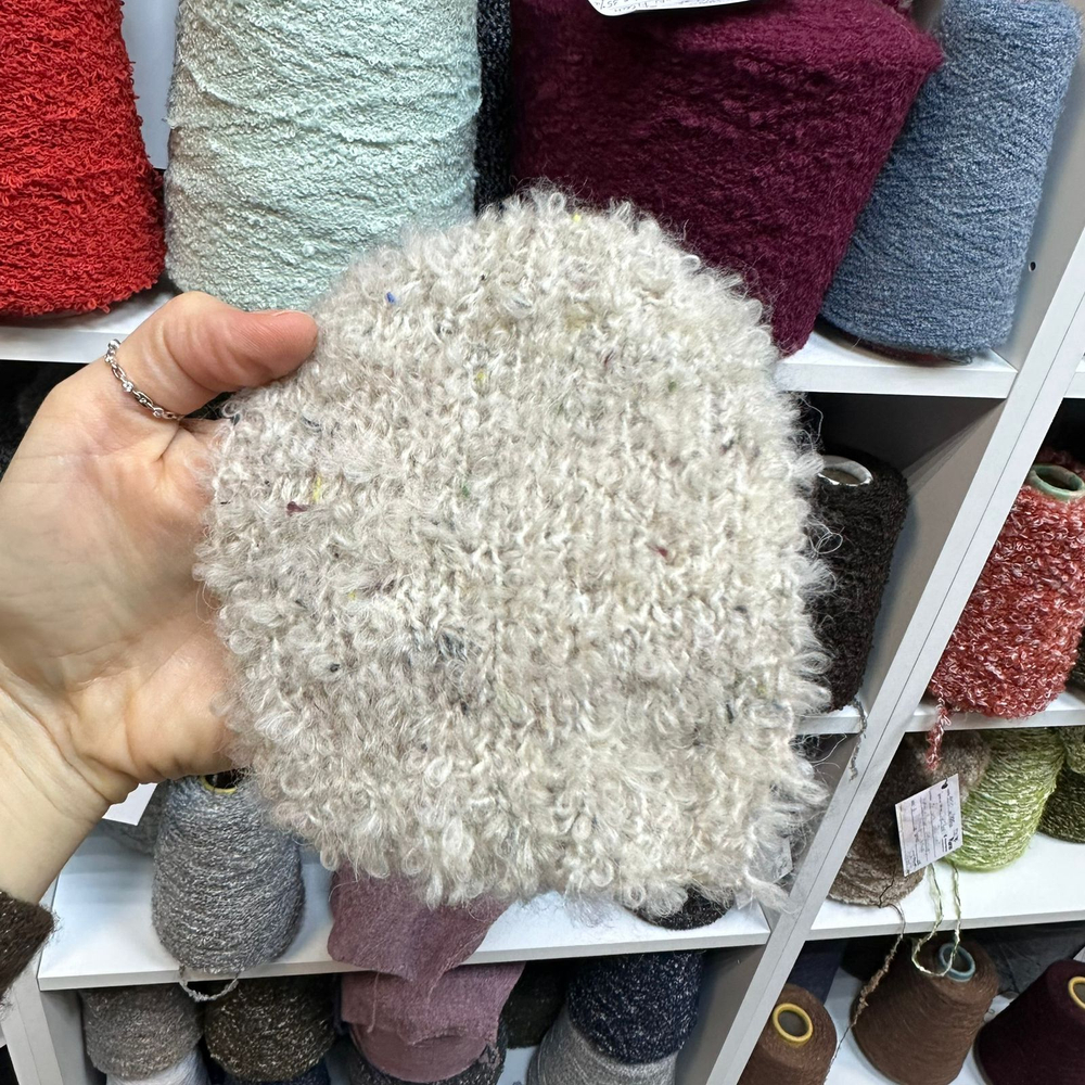 BARBIE - KETEN TEKSTILE; 30% меринос, 15% альпака, 55% п/а; 230м/100гр; твидовое букле