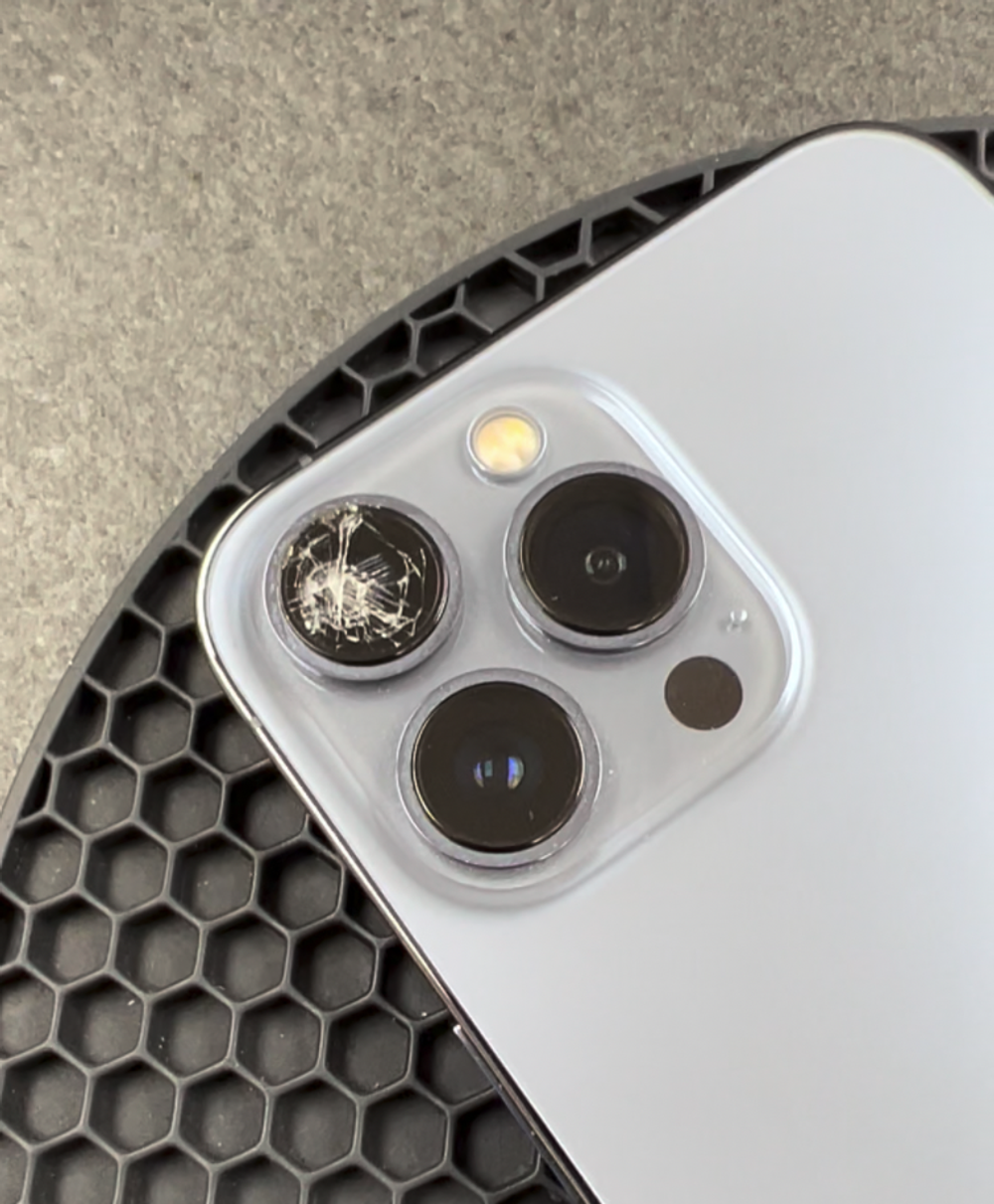 Замена глазка камеры на iPhone 13 Pro