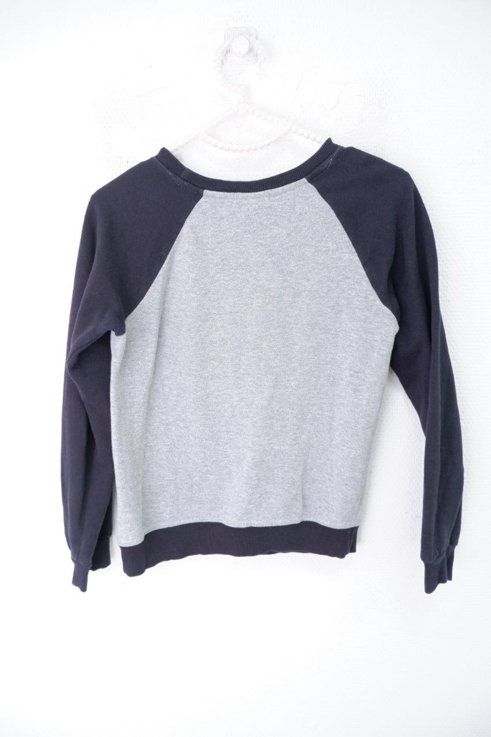 Джемпер Minnie Mouse с принтом на 12-13 лет