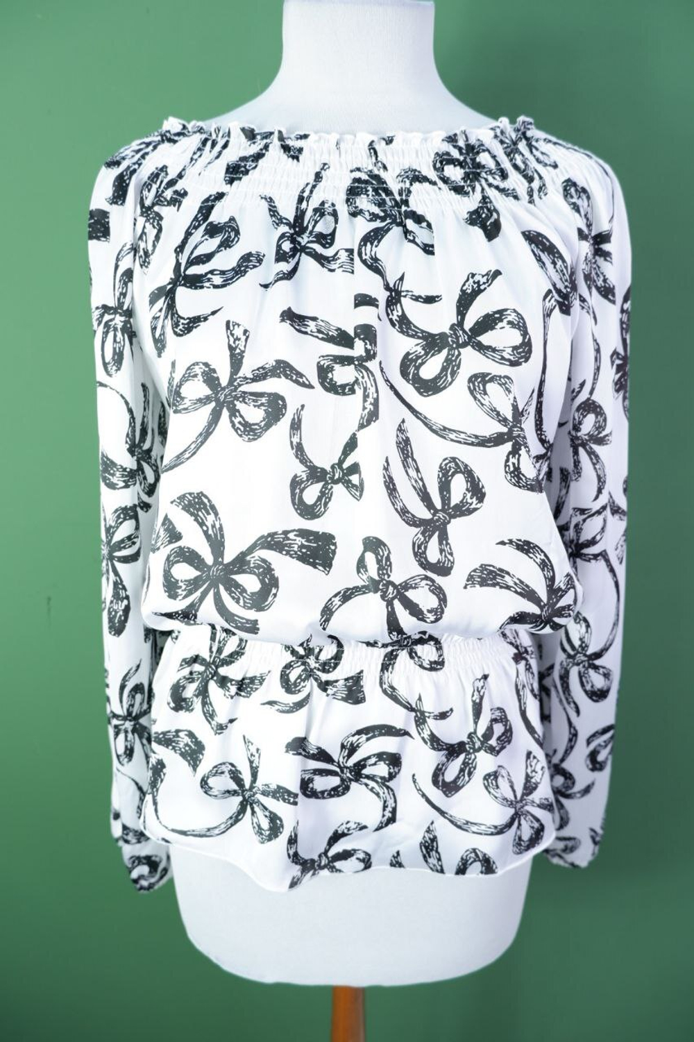 Блузка Oodji контрастная женственная 44 размер