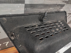 Карман обшивка багажника левая Geely Tugella 19-24 Б/У Оригинал 6064053100