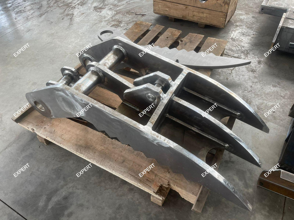 Ковш корчеватель на Экскаватор Terex