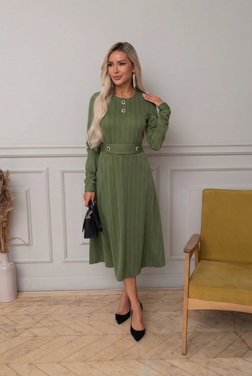 Зеленое платье из вискозы