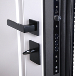 Стальная дверь "Берилл" (адаптивная замковая часть). Заказная модель.