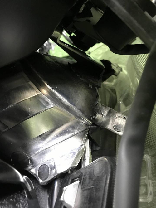 Битая Фара левая Toyota Rav 4 CA40 (2015-2019) LED
