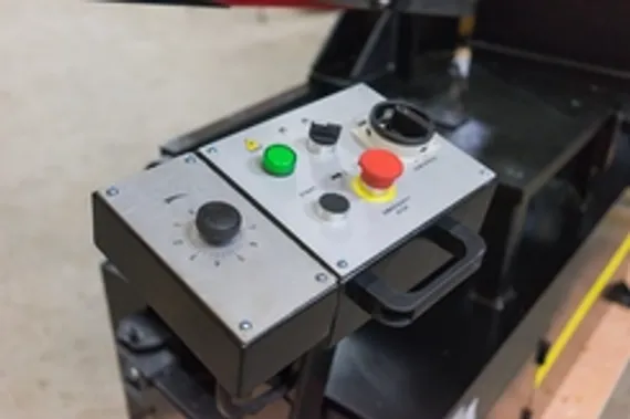 Пневматическая углошлифовальная машина Sumake ST-7737G