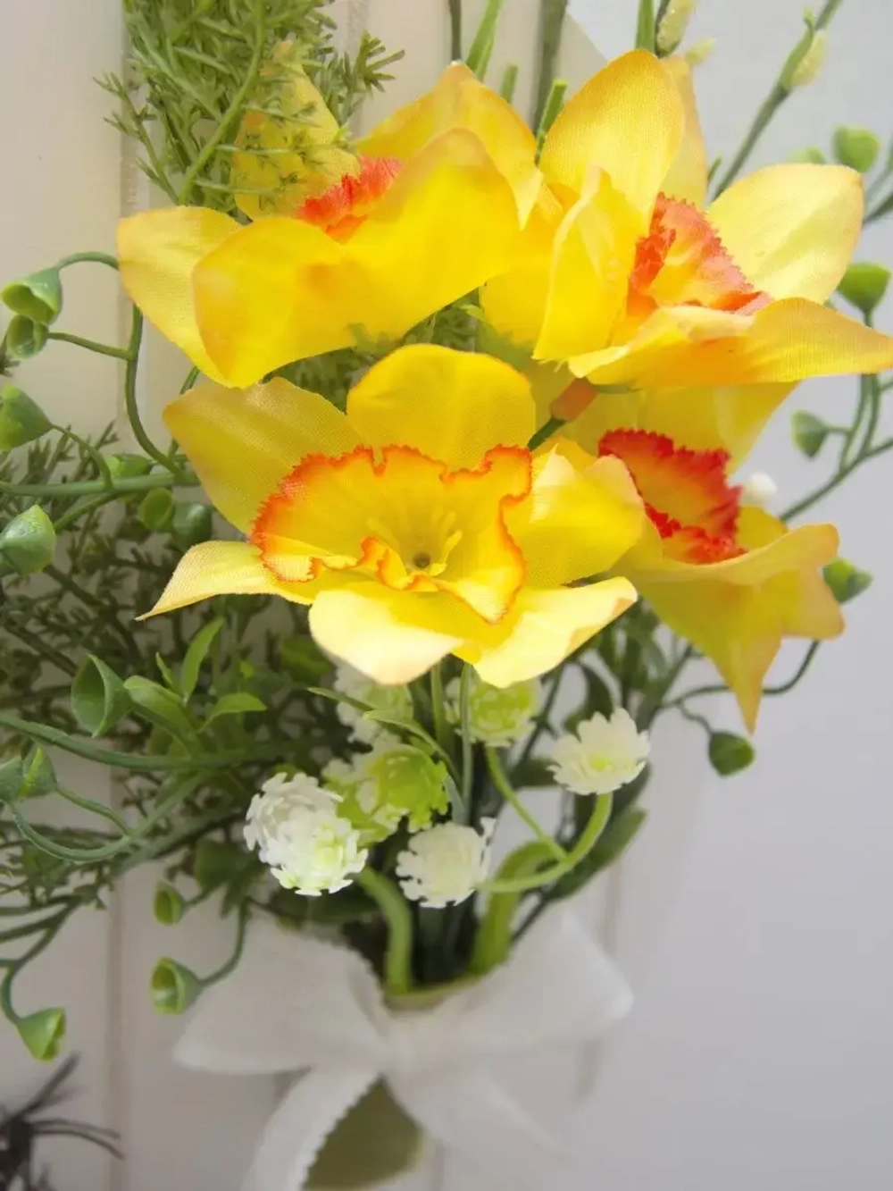 Панно "Птички" с искусственными цветами 36*28 см