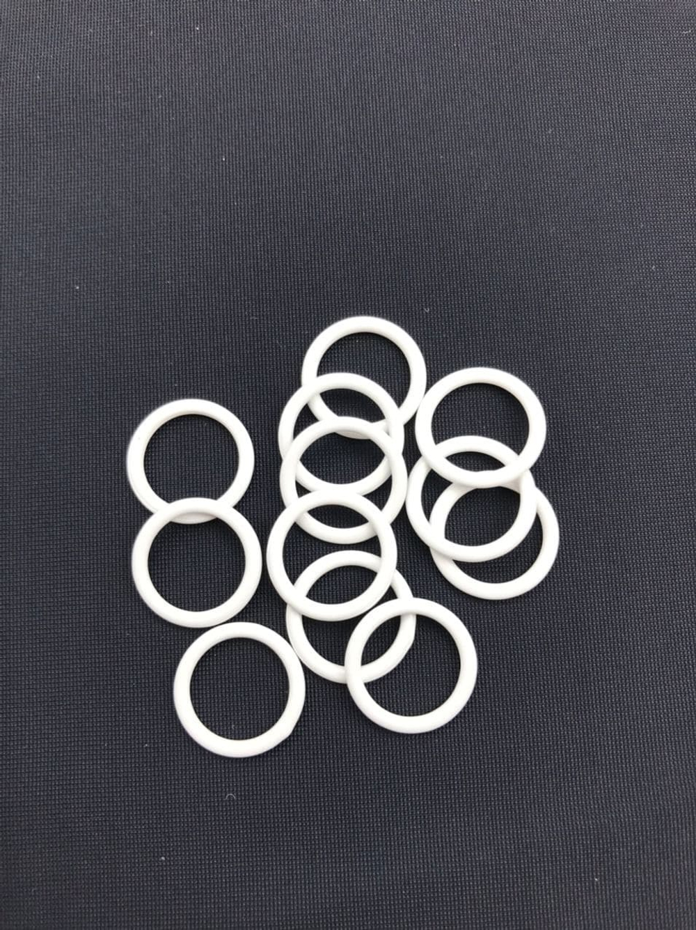 Кольцо металл белый 10 мм