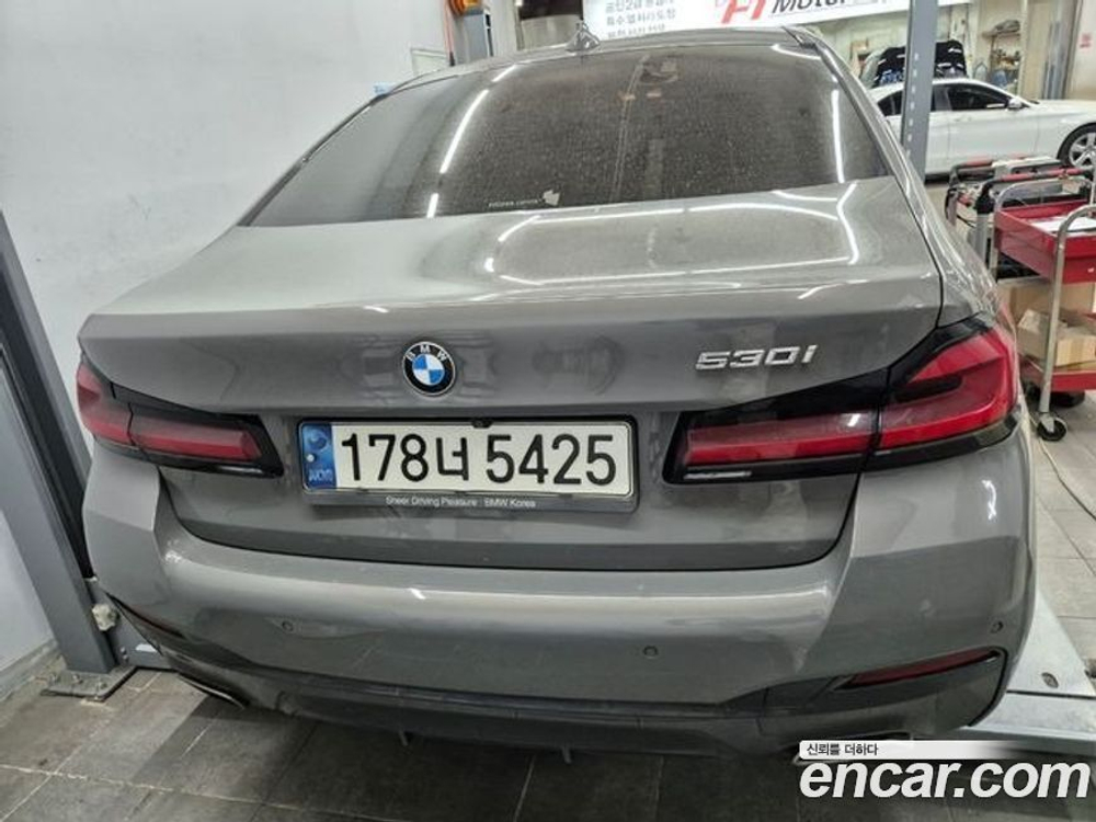 BMW 5 Series (G30) 530i M Sports (11.2020)