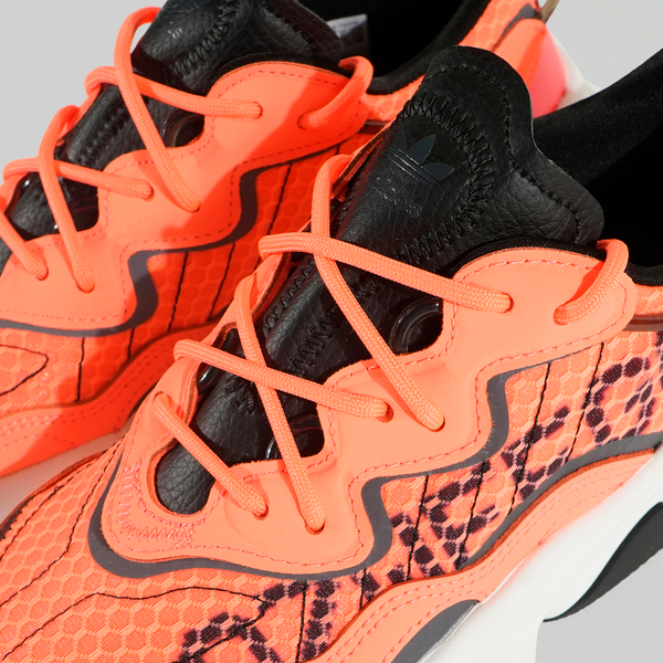 Кроссовки Adidas Originals Ozweego артикул:EG8797 - купить в магазине Дайс