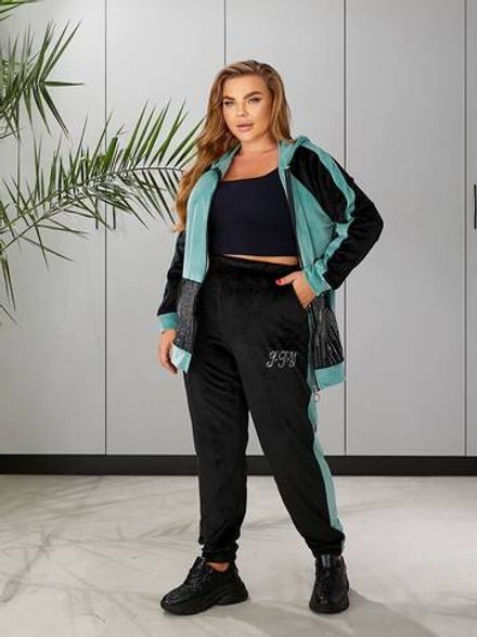 Костюм со стразами УК-321-1 Fabrika