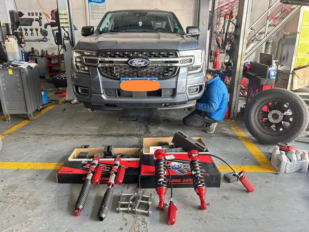 Ford Ranger T6.2 (2022—2025) лифт-комплект регулируемой подвески +2" STR ST8000 с DSC