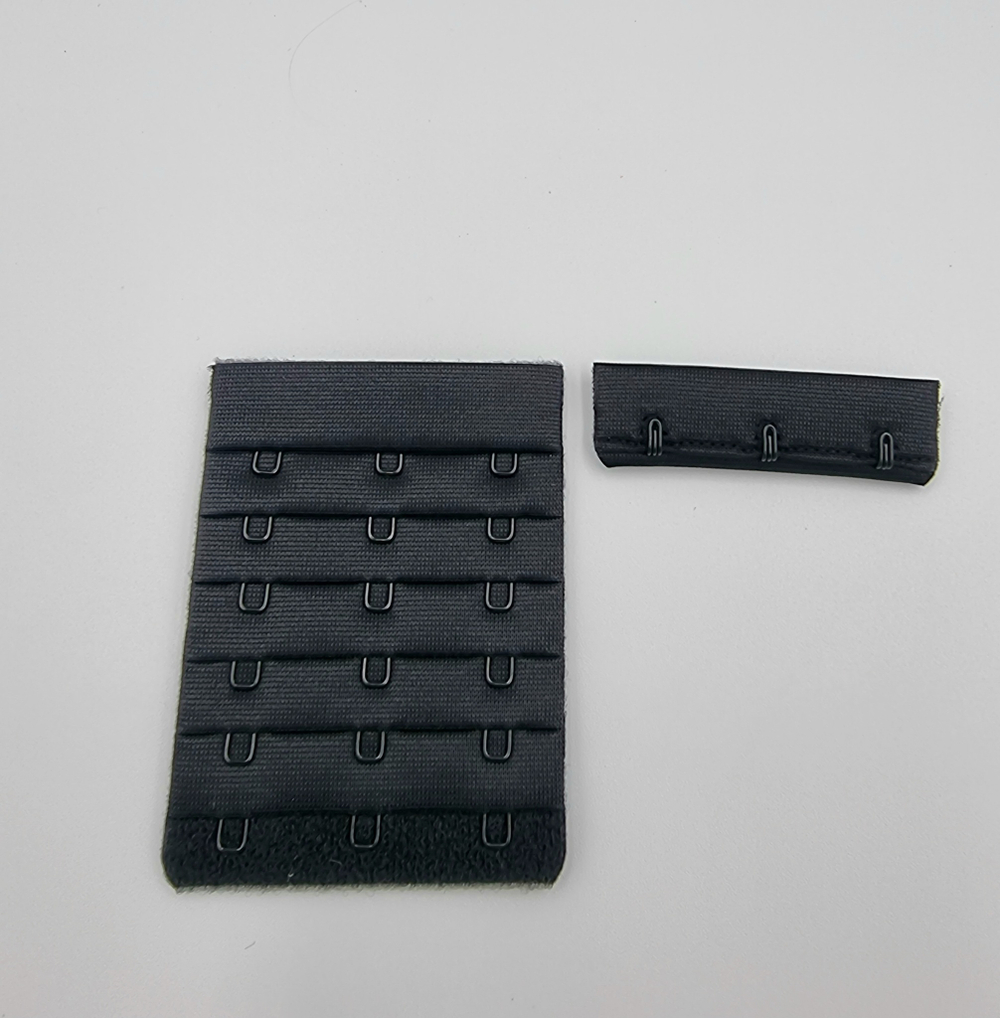 Застёжка для бюстгальтера чёрная на 3 крючка 57 мм × 80 мм