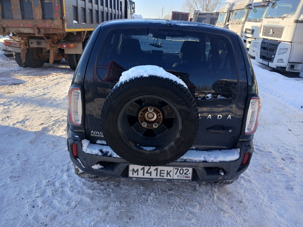 LADA Niva Travel Black’24 1.7 83hp 5МТ