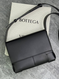 Сумка через плечо Bottega Veneta Angolo