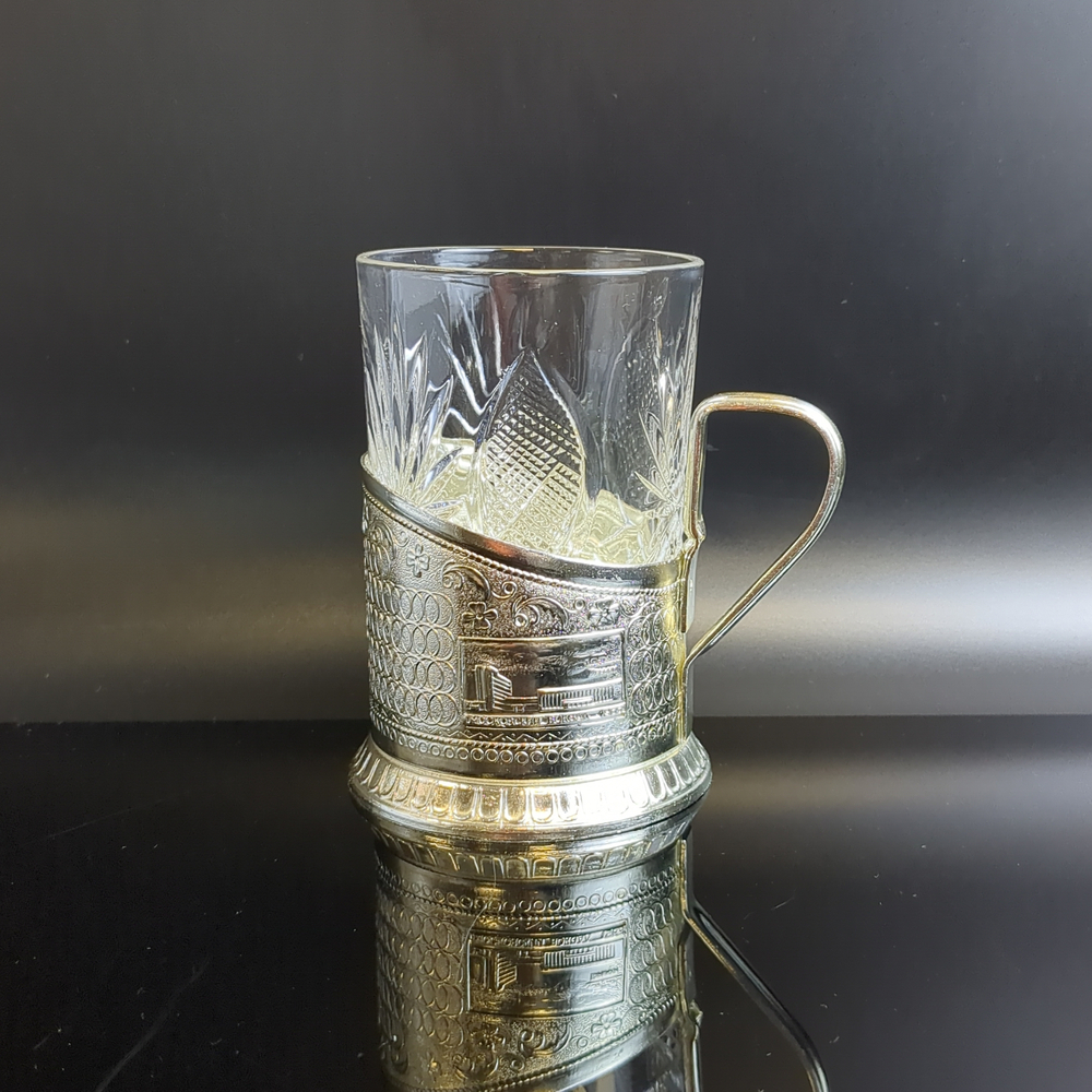 Подстаканник "Памятник А.М. Горькому" СССР, 1960-1990 гг. с хрустальным стаканом