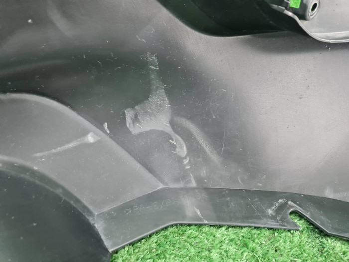 Юбка заднего бампера Toyota Land Cruiser 300 (2021-н.в.)