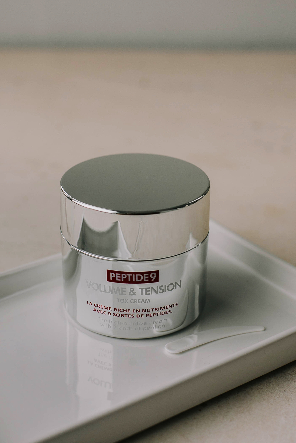 Пептидный крем с матриксилом от морщин MEDIPEEL Peptide 9 Volume & Tension Tox Cream Pro