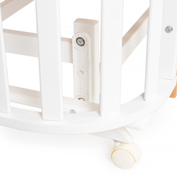 Кроватка-трансформер Vikalex Сканди маятник на колёсах белый/бук