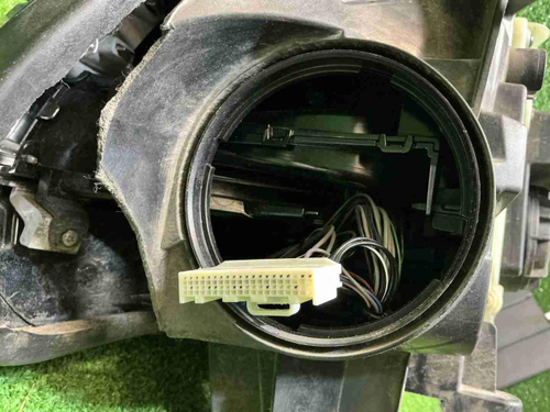 Битая Фара правая Genesis GV80 (2020-2023) LED