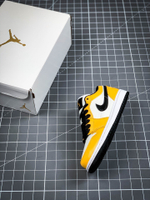 AIR JORDAN 1 LOW WHITE/LASER ORANGE-BLACK