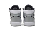 Кроссовки Jordan Air Jordan 1 Mid 'Light Smoke Grey' 'Dior'