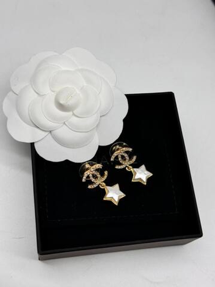 Серьги CHANEL