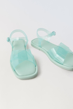 ZARA САНДАЛИИ С ДЕТАЛЬЮ ИЗ ВИНИЛА, СИНИЙ