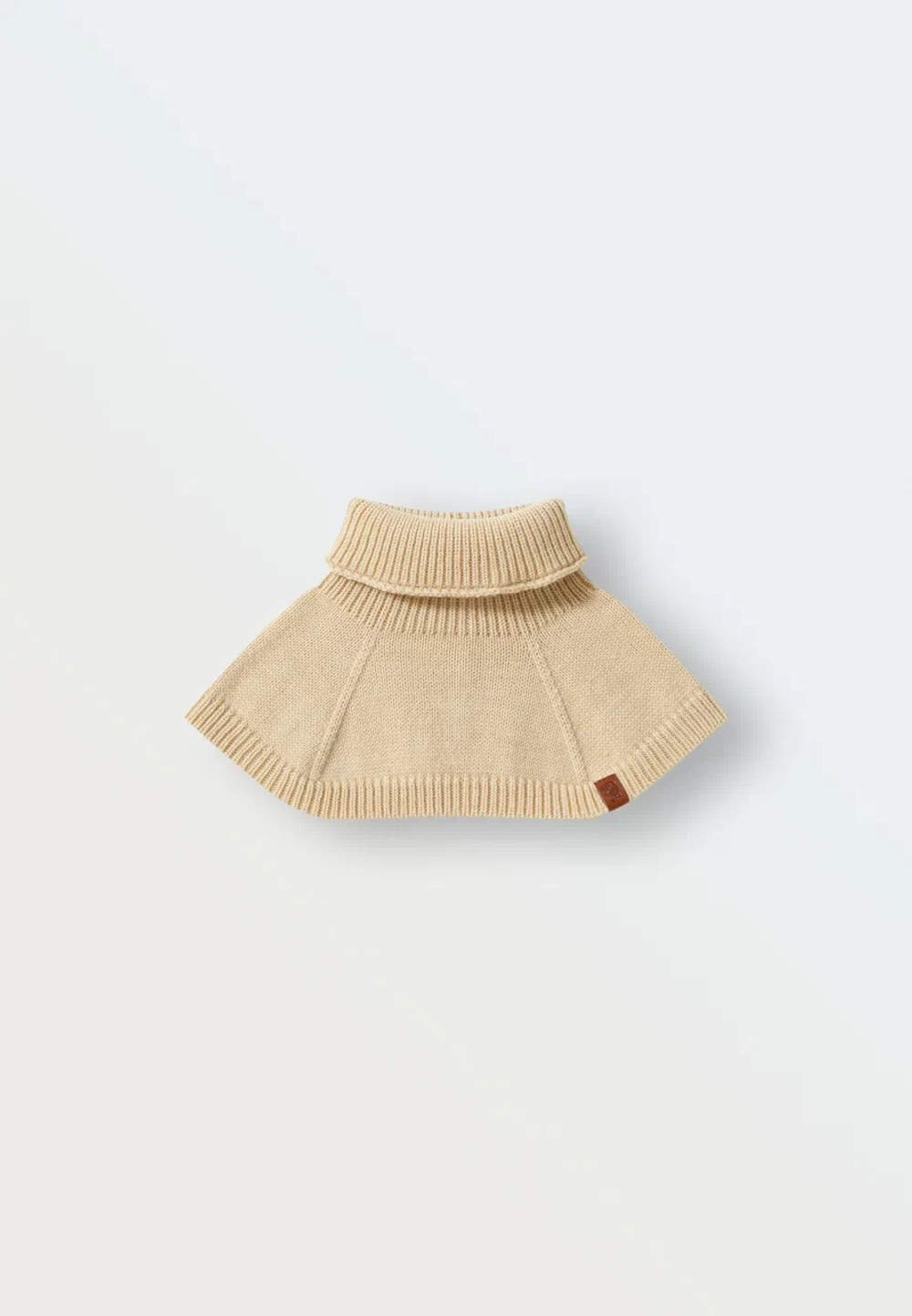 Зимний комплект шапка с манишкой