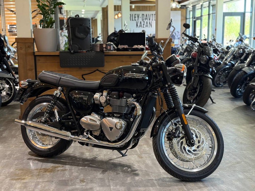 Triumph Bonneville T120, 2024