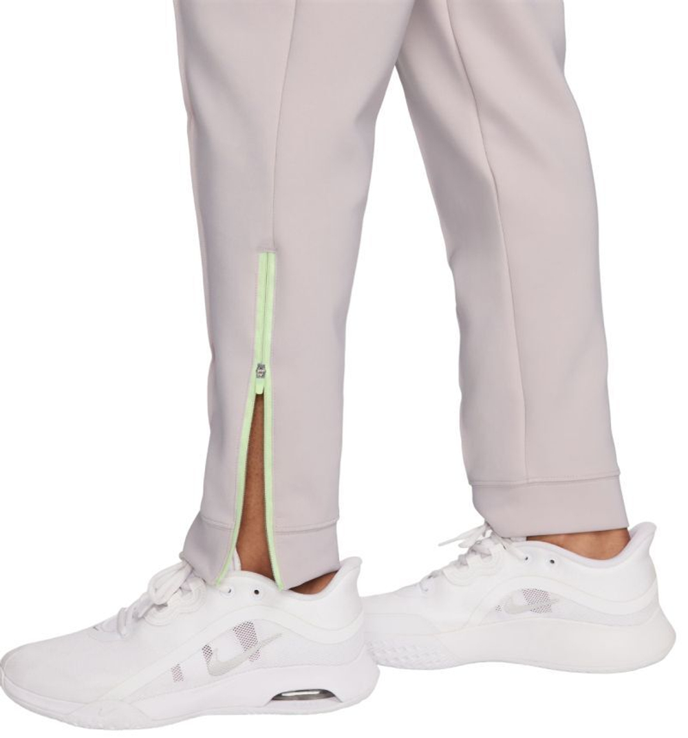 Женские теннисные брюки Nike Court Dri-Fit Heritage Knit Pant - платиново-фиолетовый/почти вольт
