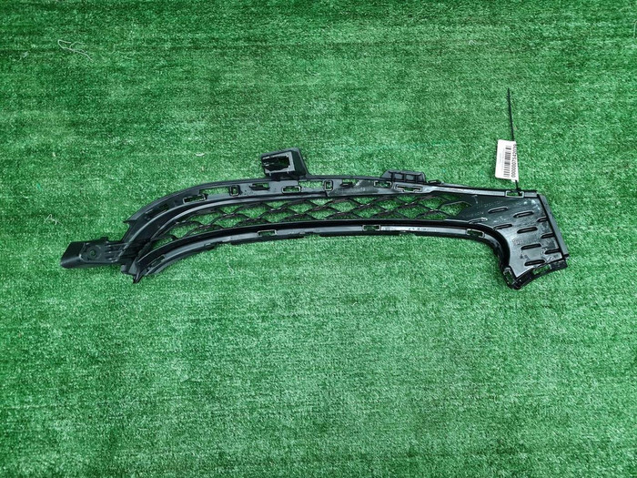 Решетка переднего бампера Mercedes GLS x167 23-нв