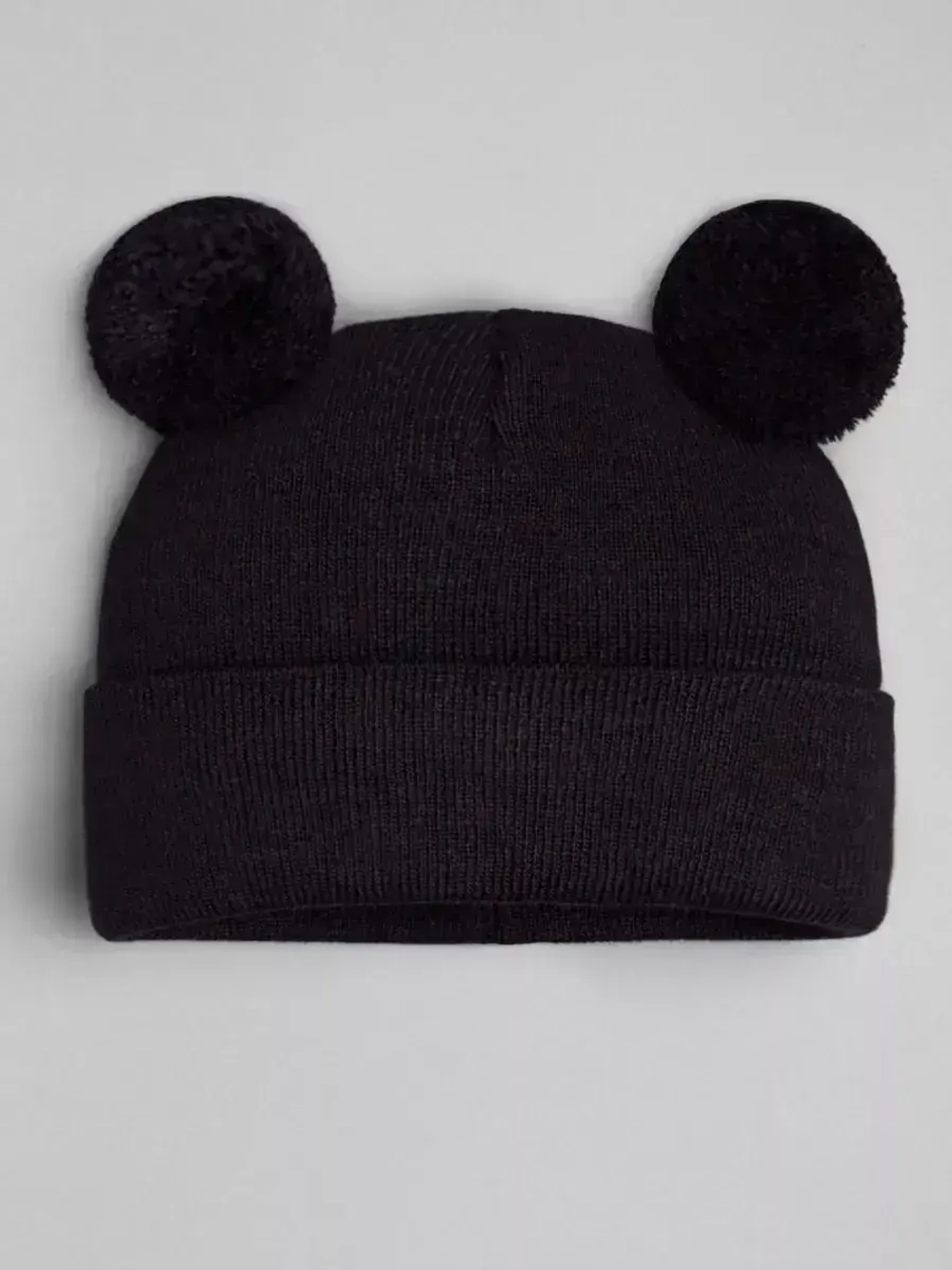 Шапка детская осенняя с помпонами