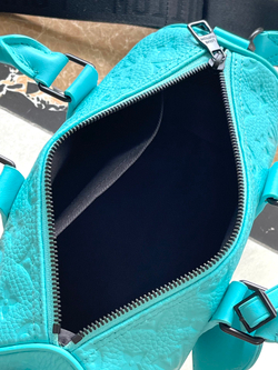 Louis Vuitton Keepall 25