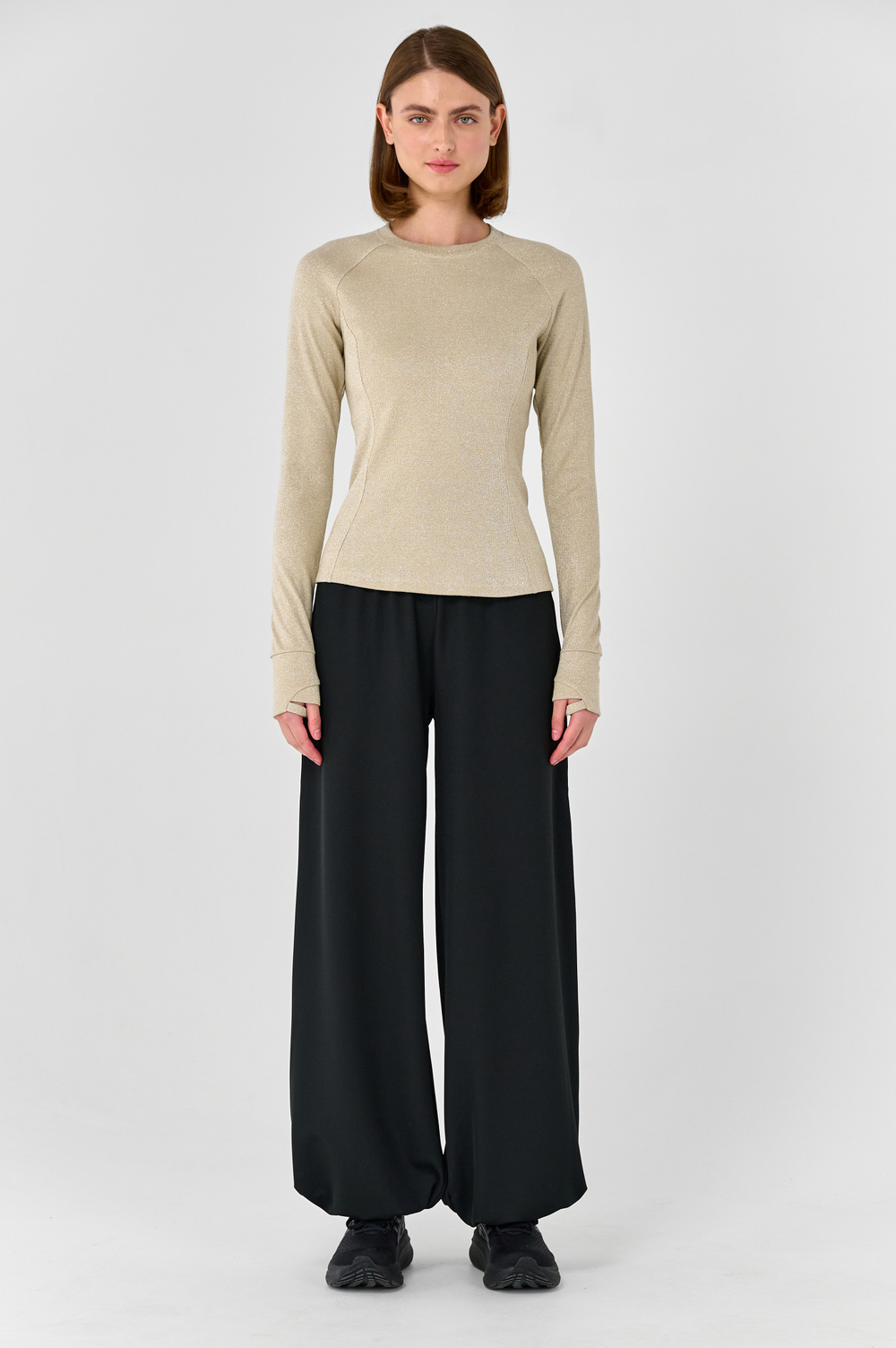 Лонгслив приталенный с рельефом