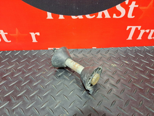 Штифт замка кабины