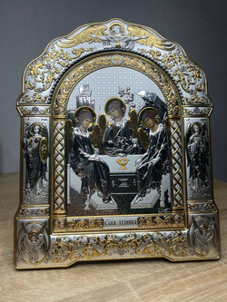 Св. Троица, икона арочная с рамкой, красное дерево 266х335