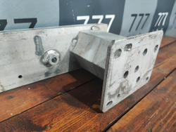 Усилитель переднего бампера Partner Berlingo 2 (B9)  Б/У Оригинал 9681145780