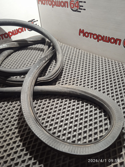 Уплотнитель передней правой двери Шкода Октавия А5 1,4 BUD Б/У