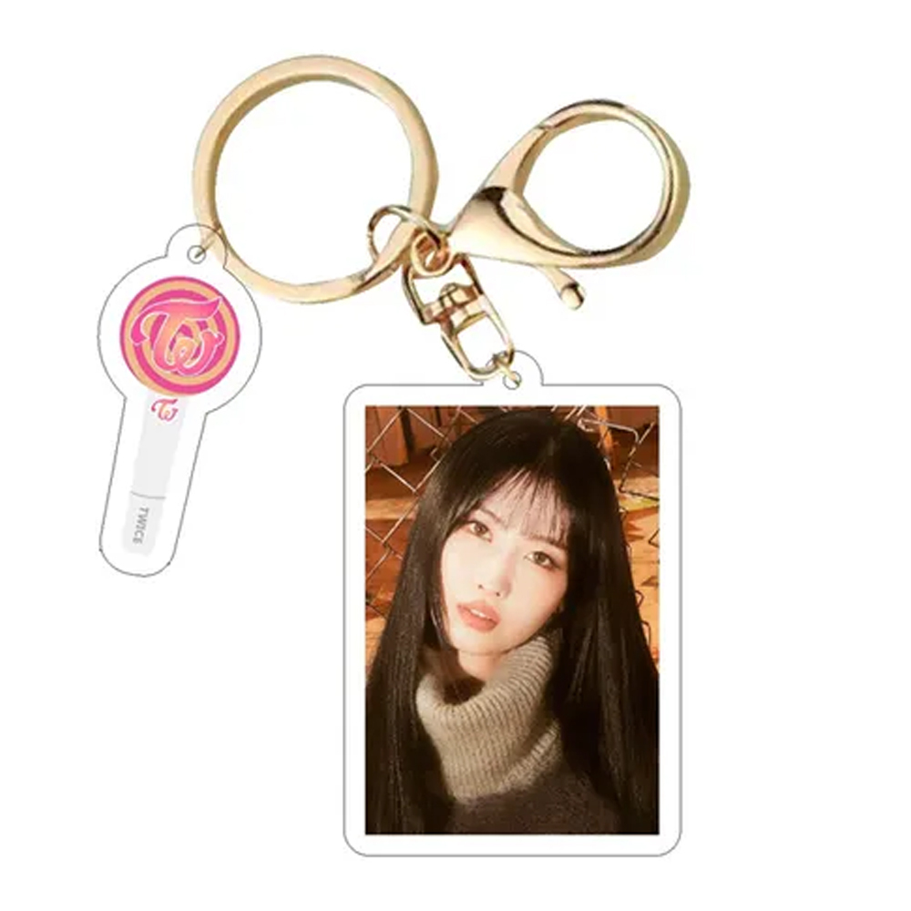 Акриловый брелок "TWICE" v.1