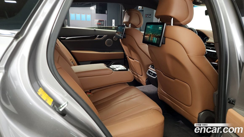 Genesis G80 (RG3) Бензин 2.5 Turbo AWD (02.2021)